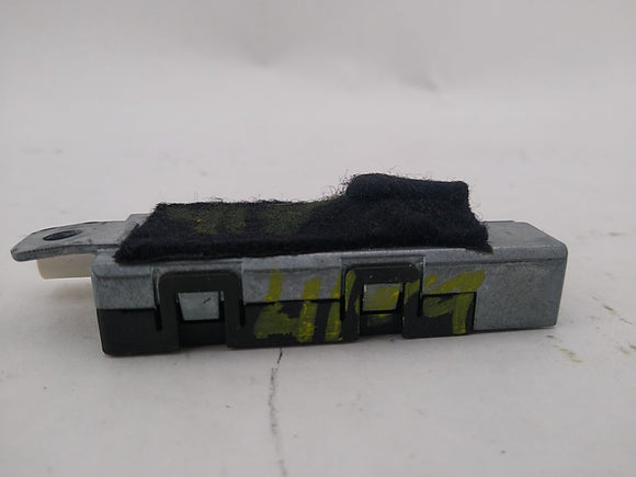 Audi TT Antenna Amplifier Booster Module