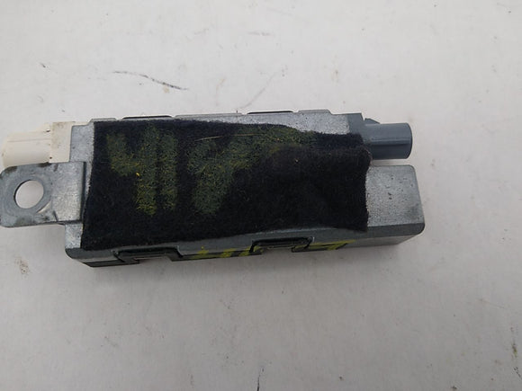 Audi TT Antenna Amplifier Booster Module