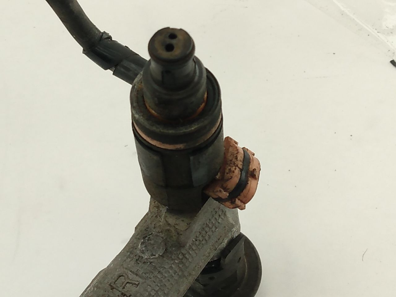 Lexus SC430 Pair Of Fuel Rails