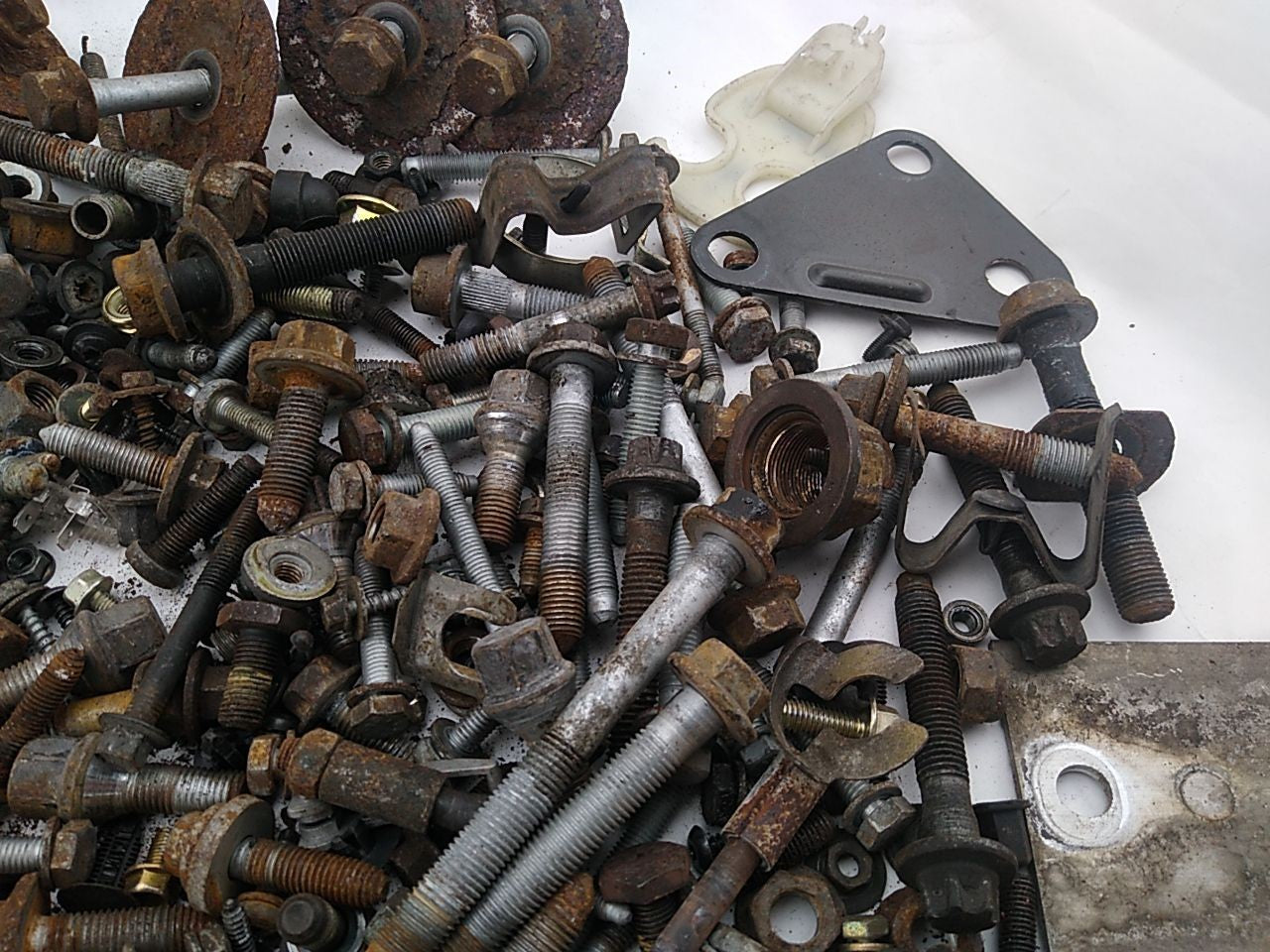Saab 9-5 Dismantling Hardware Fasteners Bolts Nuts