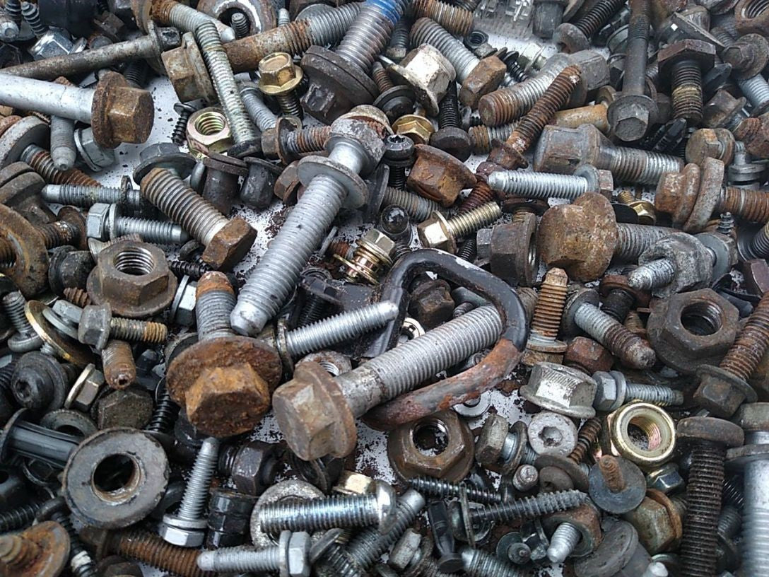 Saab 9-5 Dismantling Hardware Fasteners Bolts Nuts