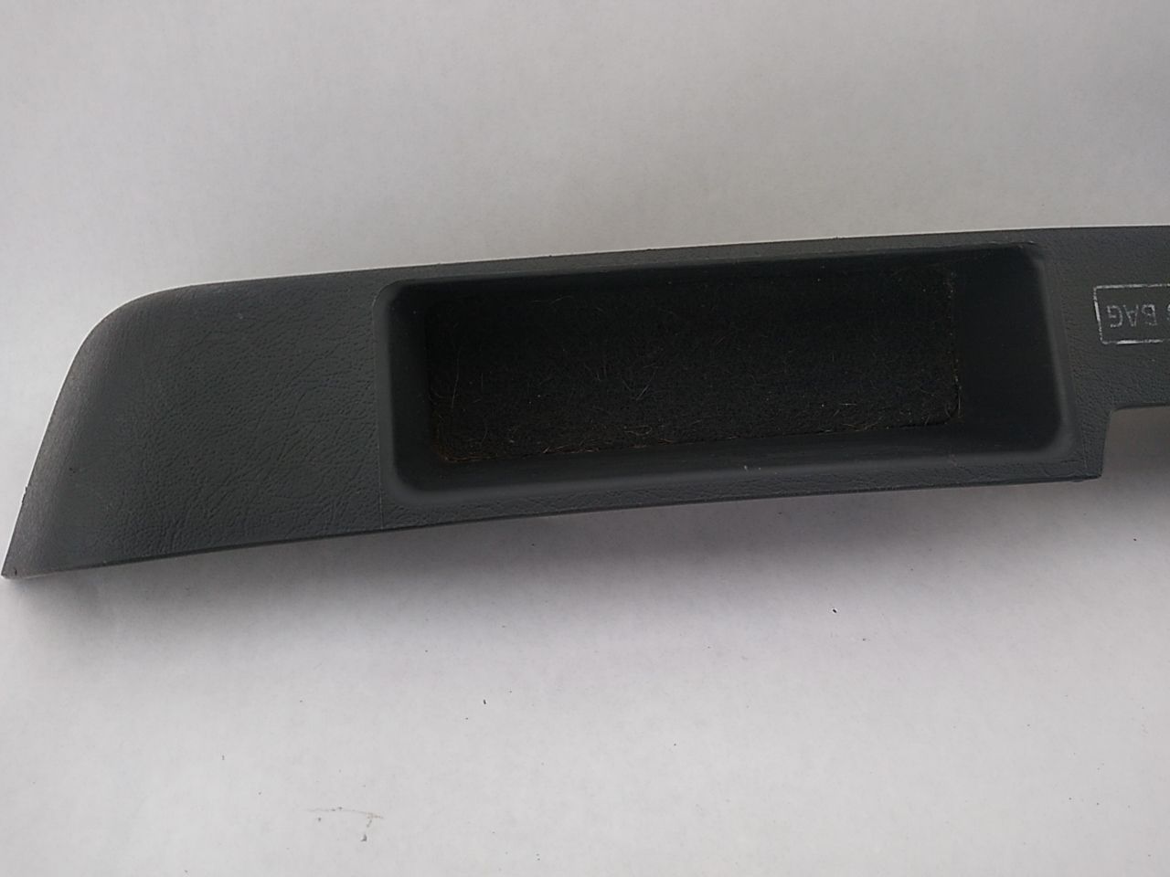 Volvo 850 Pair Of Front Seat Side Trim With Control Switch