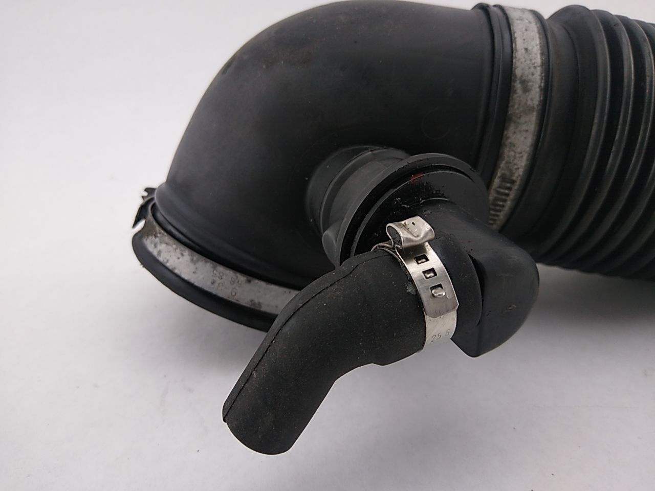 Volvo 850 Air Intake Hose Tube