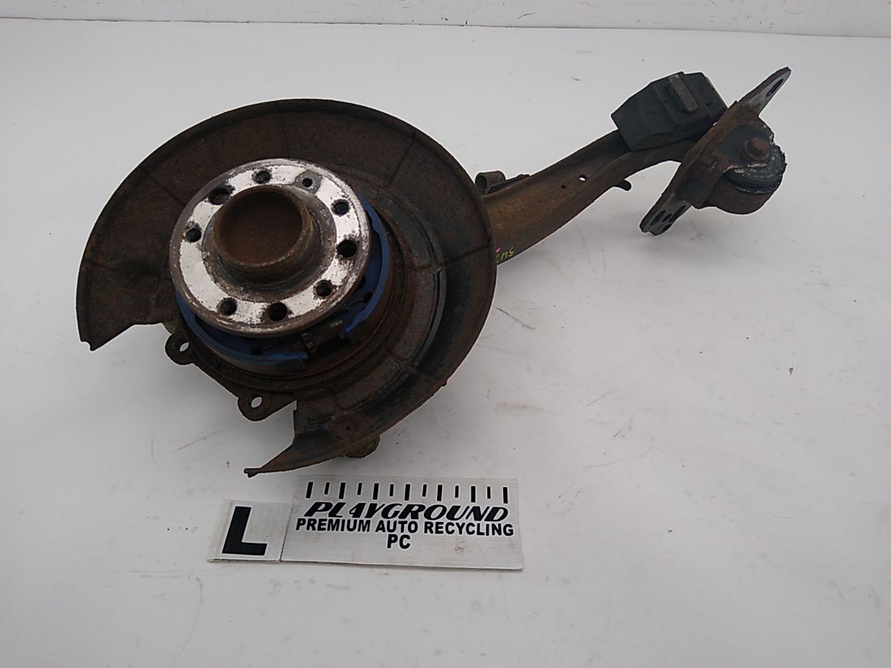 Saab 9-5 Driver Left Rear Spindle Knuckle Hub