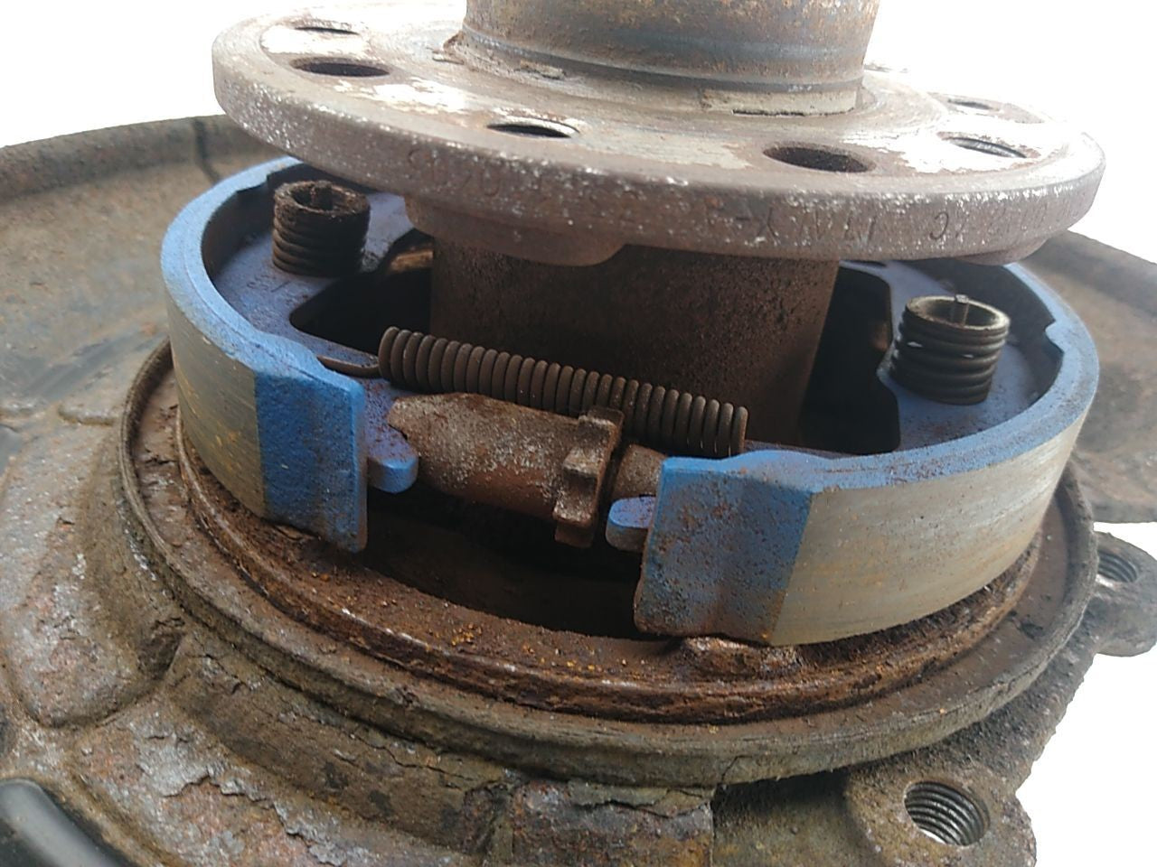 Saab 9-5 Passenger Right Rear Spindle Knuckle Hub