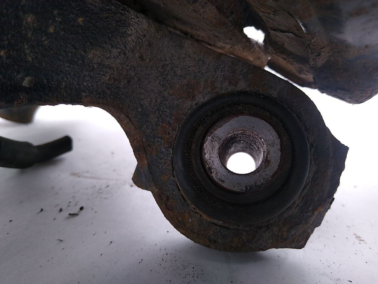 Saab 9-5 Passenger Right Rear Spindle Knuckle Hub