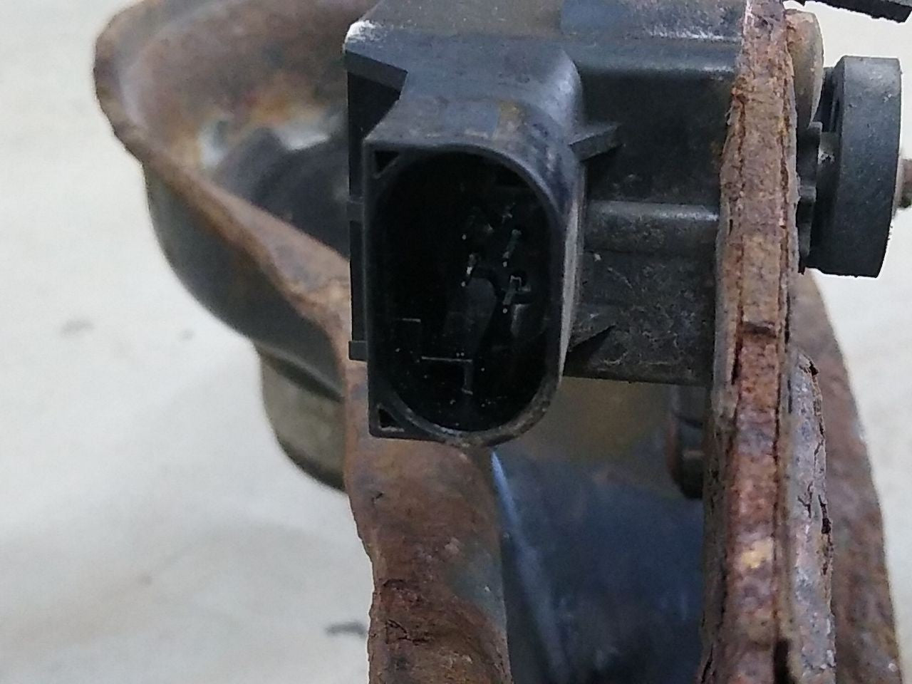 Saab 9-5 Rear Crossmember Subframe