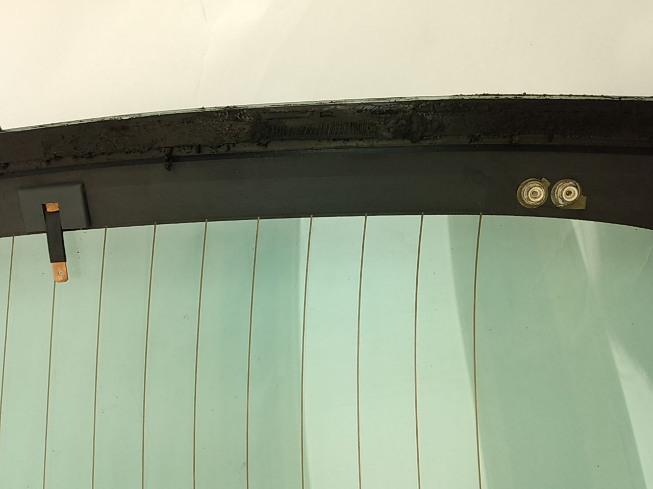 Saab 9-5 Back Glass