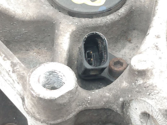 Audi TT Driver Left Rear Spindle Knuckle Hub