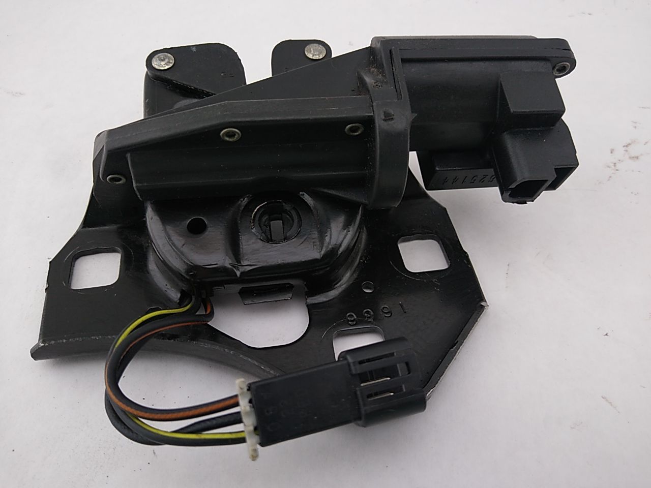 Chevrolet Camaro Trunk Lock Actuator