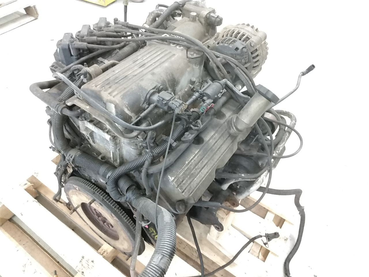 Chevrolet Camaro Engine Assembly With Accessories
