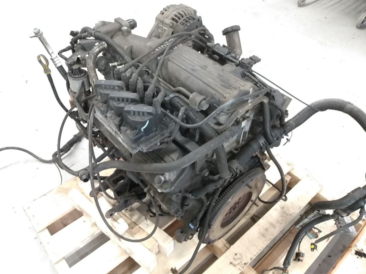Chevrolet Camaro Engine Assembly With Accessories