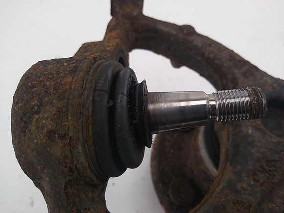 Dodge Charger Passenger Right Front Spindle Knuckle Hub