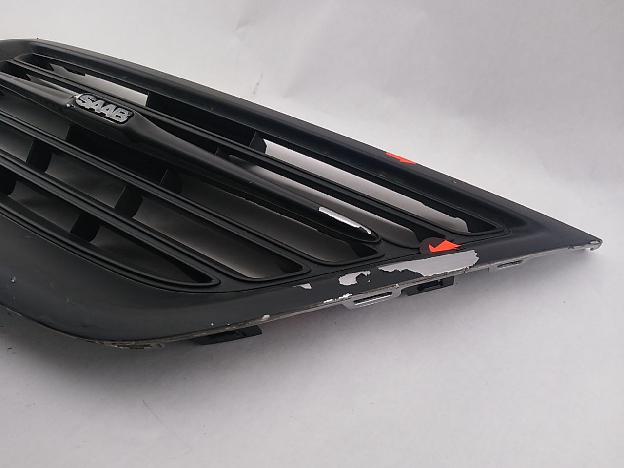 Saab 9-3 Front Center Grille