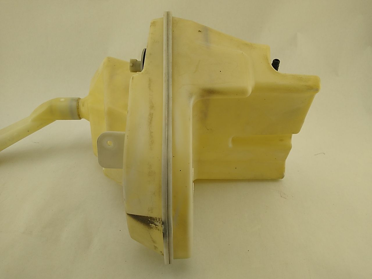 Saab 9-3 Windshield Washer Reservoir