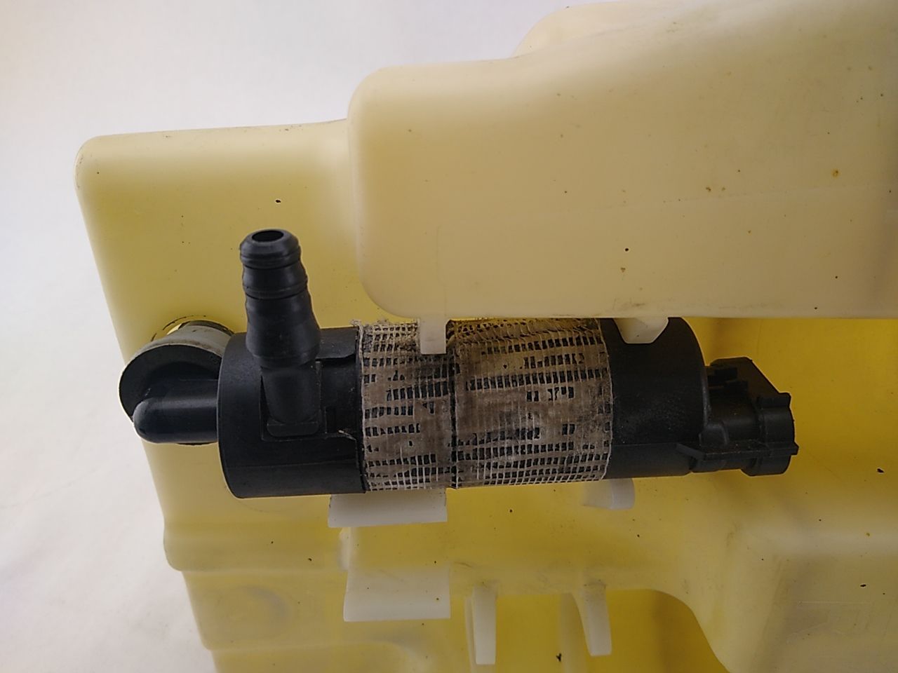 Saab 9-3 Windshield Washer Reservoir
