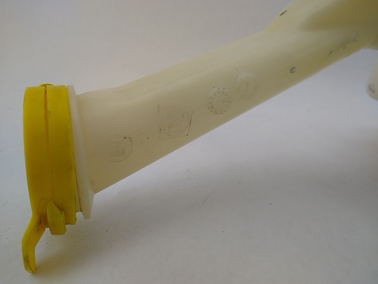 Saab 9-3 Windshield Washer Reservoir