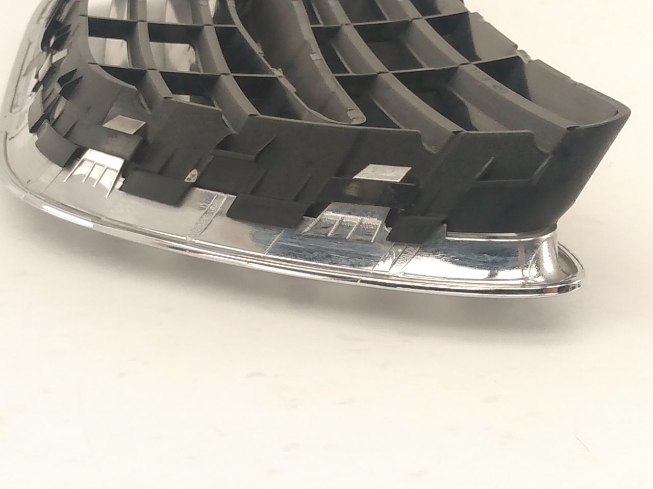 Saab 9-3 Front Center Grille