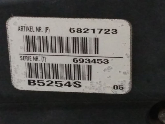 Volvo 850 Engine Assembly