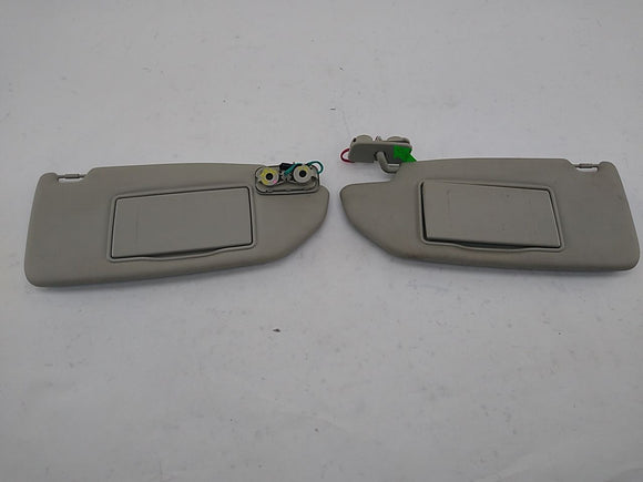 Volvo V70 Pair Of Sun Visors