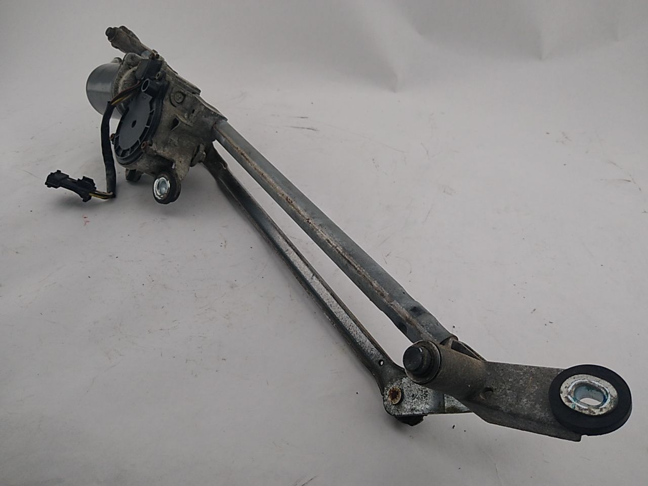 Saab 9-3 Front Windshield Wiper Transmission and Motor