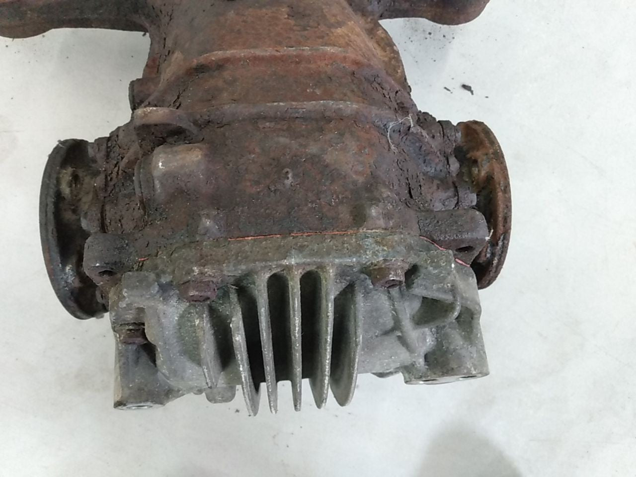 Lexus SC430 Rear Differential Carrier