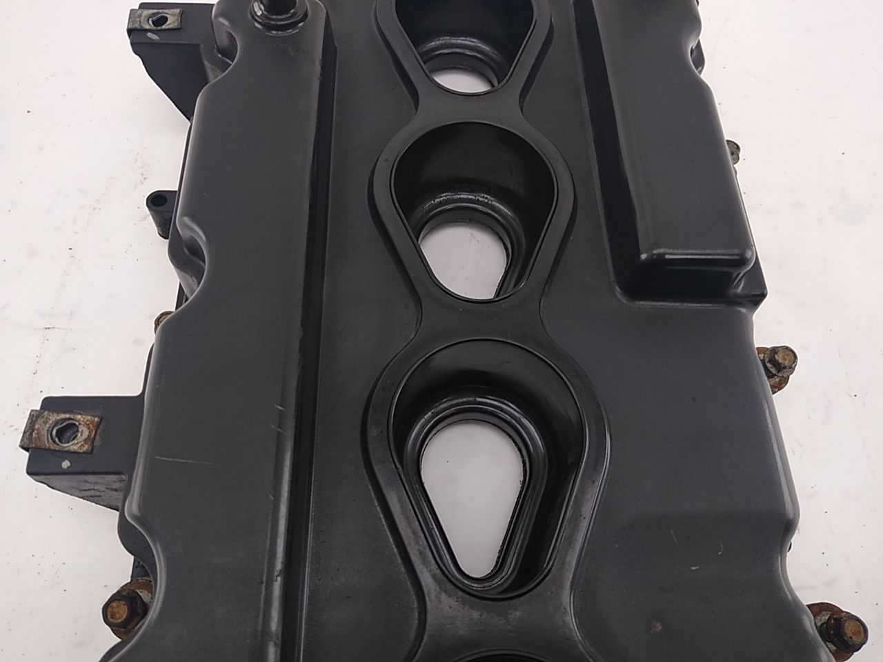 Hummer H3 Engine Valve Cover