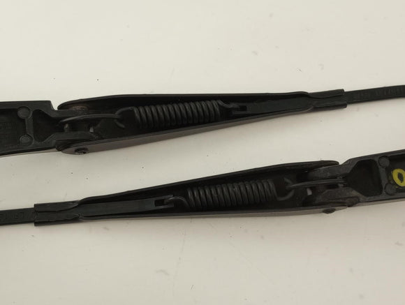Saab 9-3 Pair Of Windshield Wiper Arms