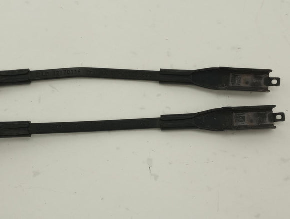 Saab 9-3 Pair Of Windshield Wiper Arms