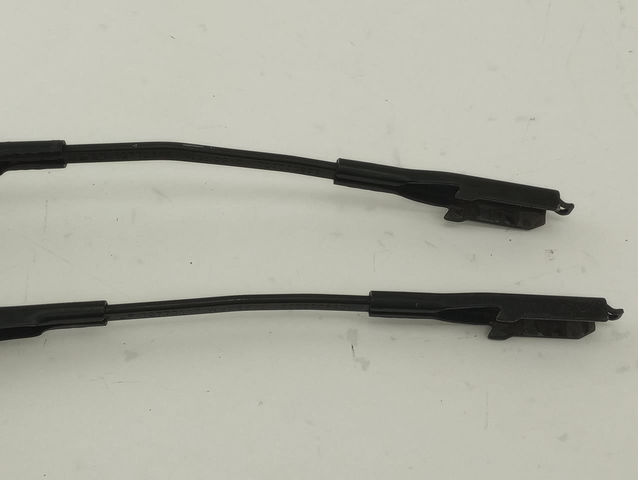 Saab 9-3 Pair Of Windshield Wiper Arms
