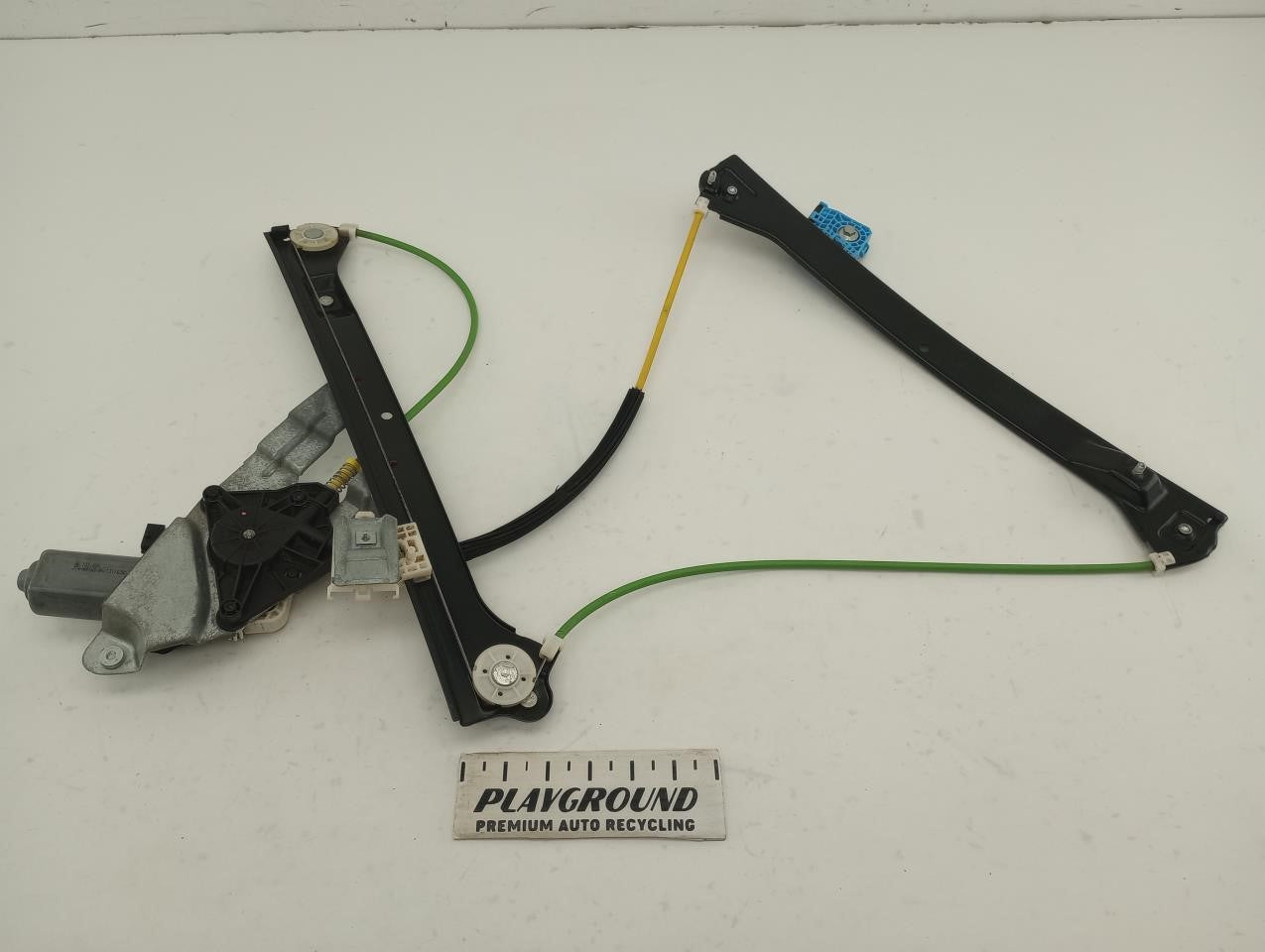 Saab 9-3 Passenger Right Front Door Window Regulator