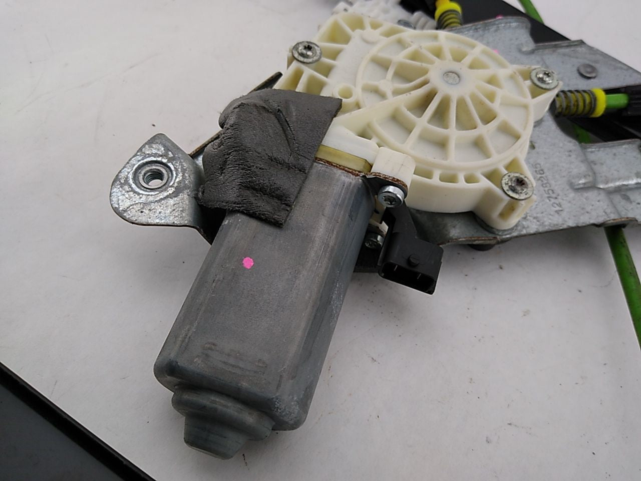 Saab 9-3 Passenger Right Front Door Window Regulator