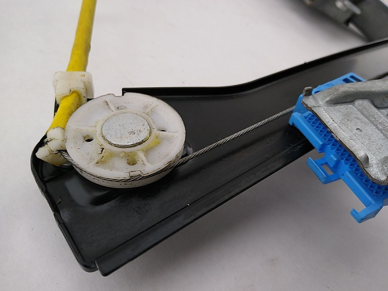 Saab 9-3 Passenger Right Front Door Window Regulator