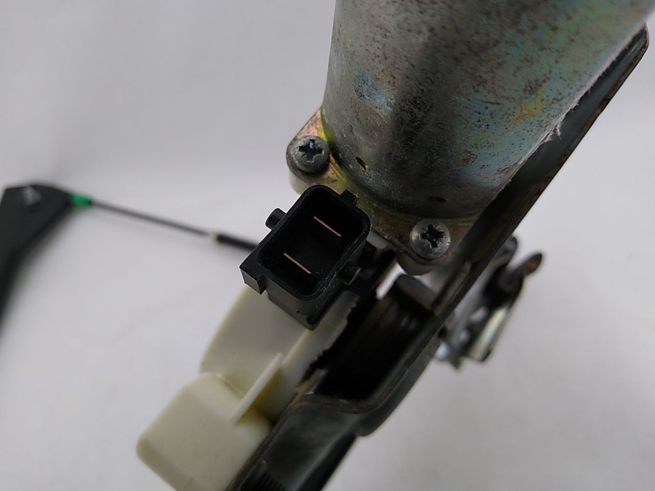 Saab 9-3 Driver Left Front Door Window Regulator