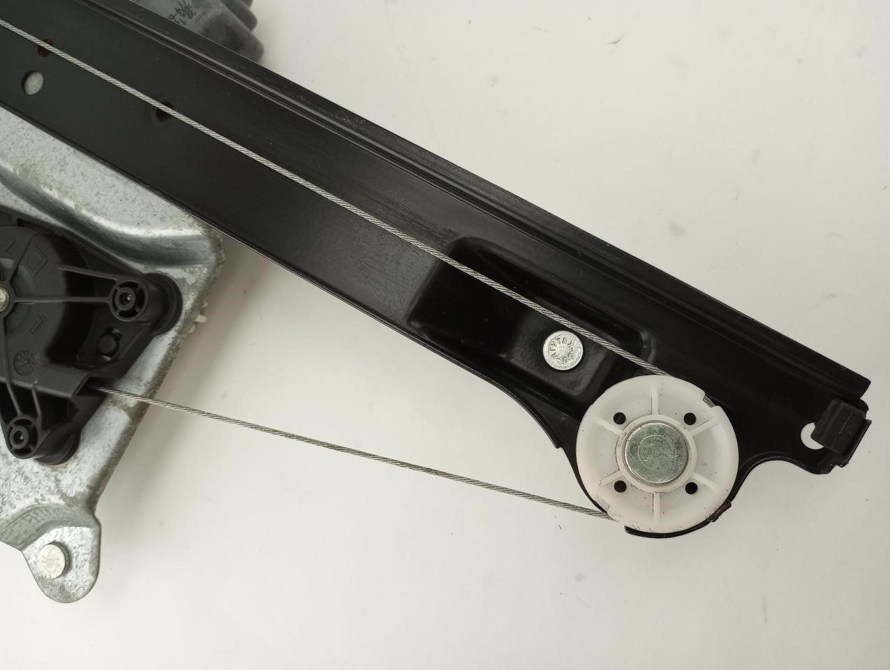 Saab 9-3 Passenger Right Rear Door Window Regulator