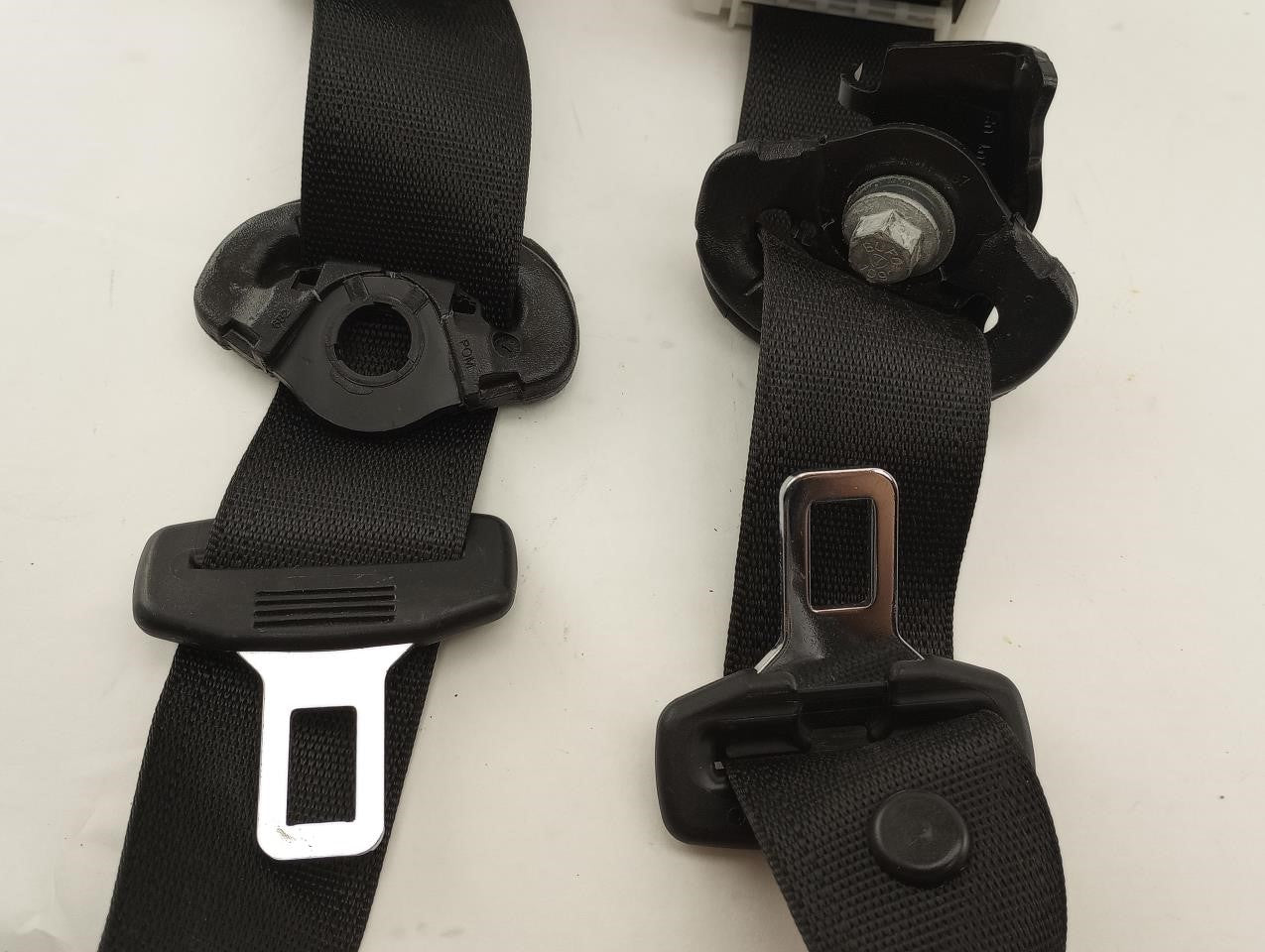 Saab 9-3 Pair Of Rear Seat Belt Retractors