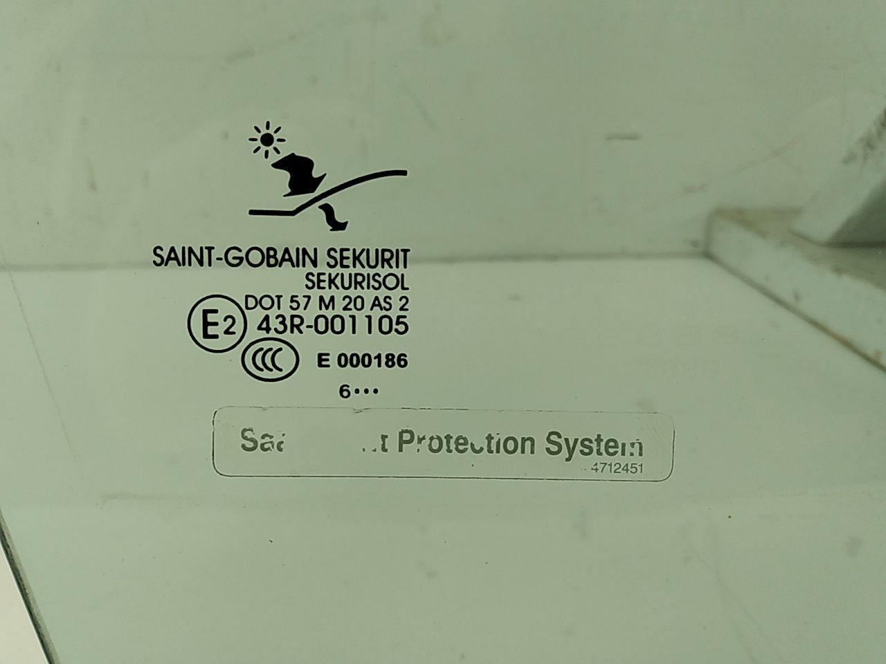 Saab 9-3 Passenger Right Front Door Window Glass