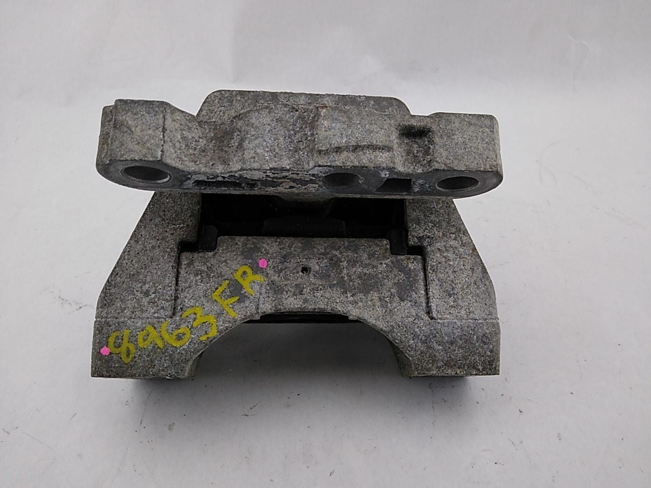 Saab 9-3 Passenger Right Engine Mount