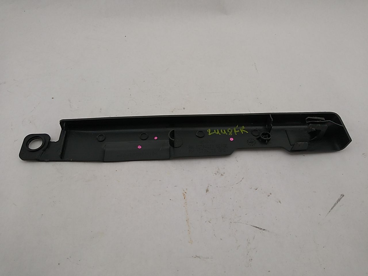 Saab 9-3 Set Of Front Right Lower Seat Trims