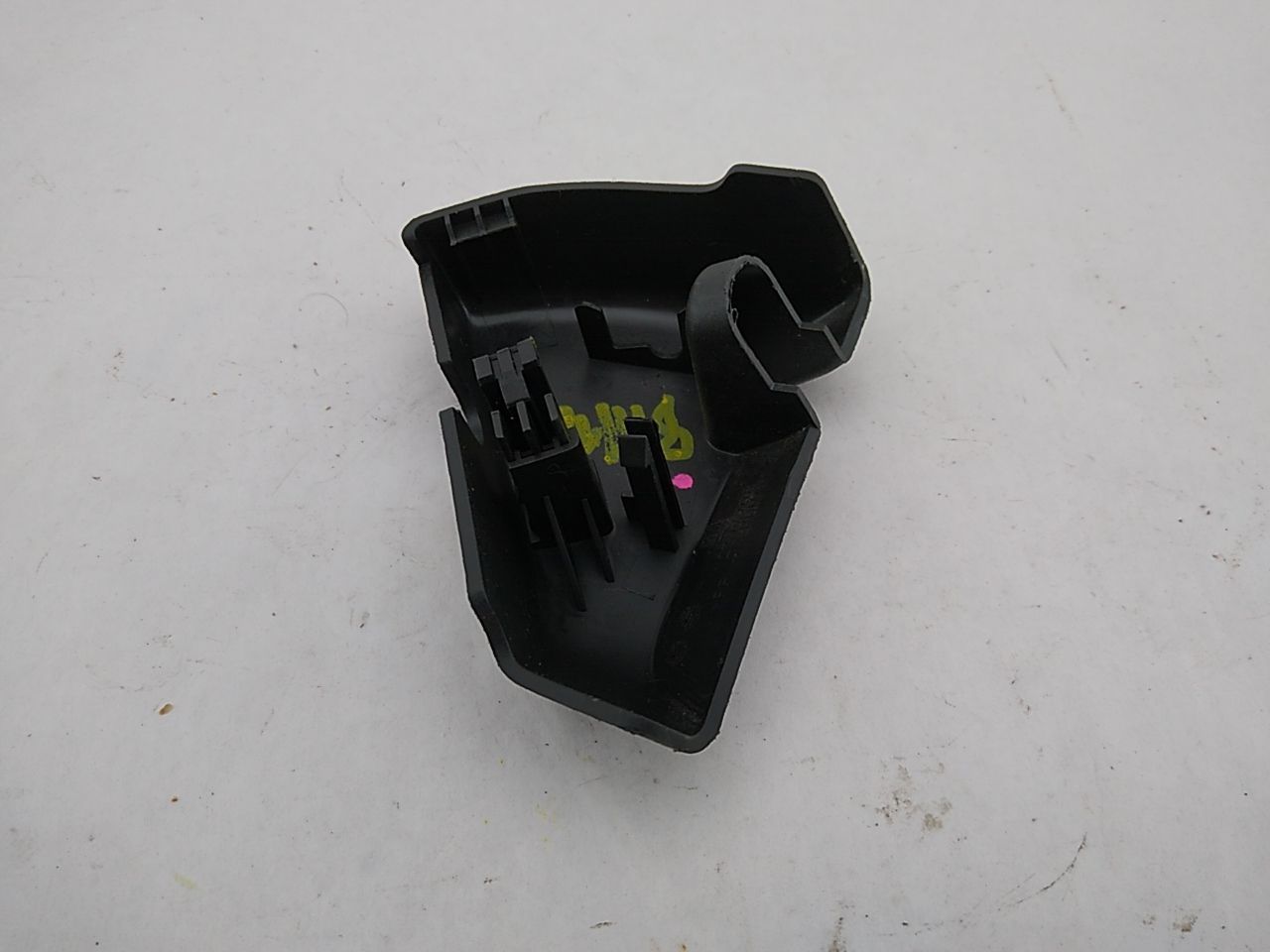 Saab 9-3 Set Of Front Right Lower Seat Trims