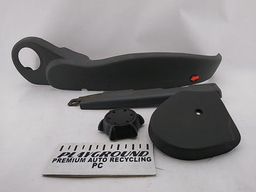 Saab 9-3 Set Of Front Right Lower Seat Trims