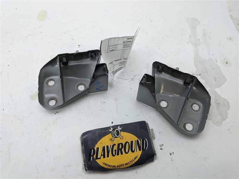 Audi TT Front Left/Right Dashboard Support Brackets