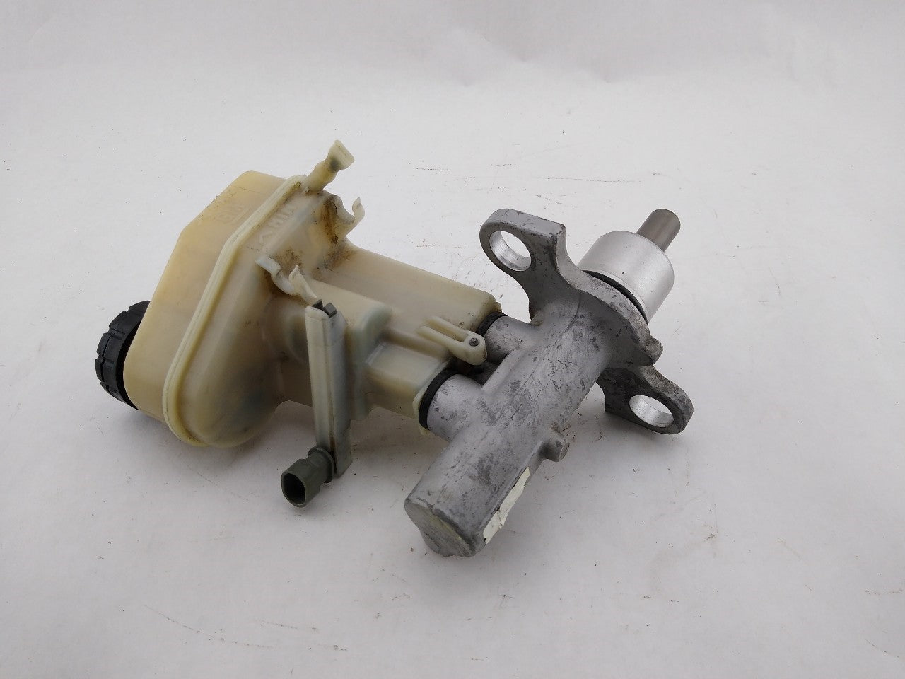 Saab 9-3 Brake Master Cylinder & Reservoir