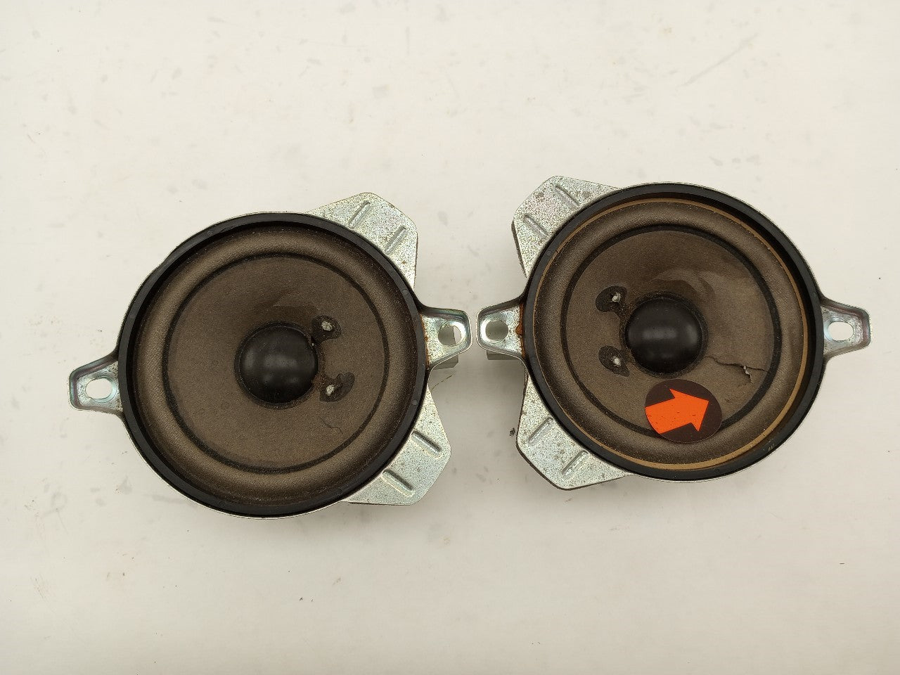Saab 9-3 Set Of 7 Audio Speakers | Playground PAR