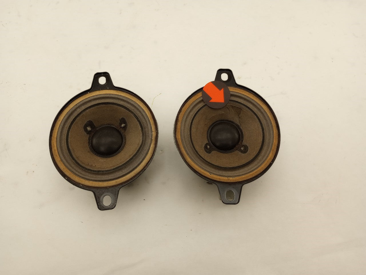 Saab 9-3 Set Of 7 Audio Speakers | Playground PAR
