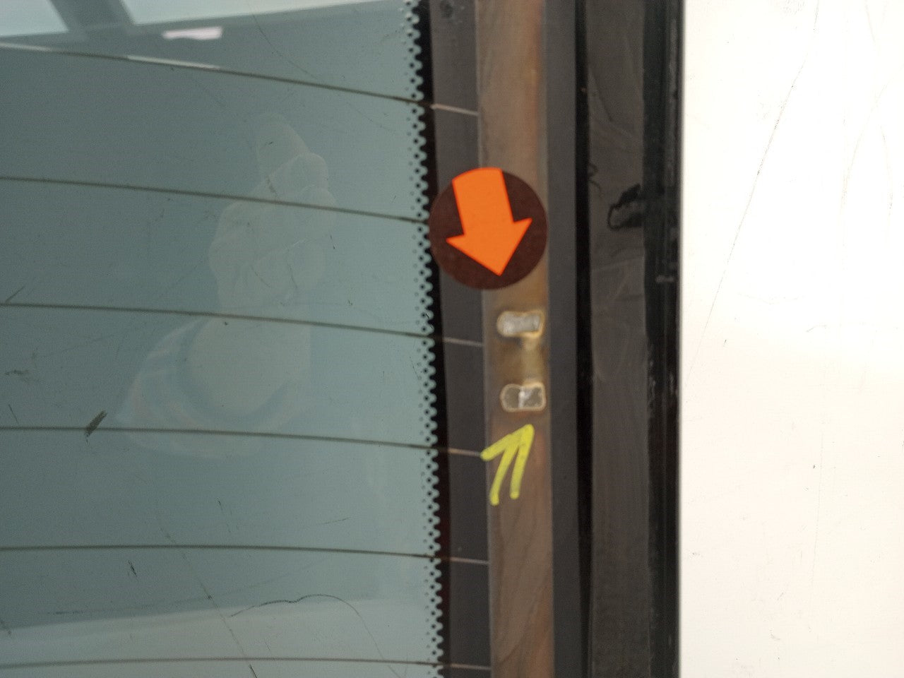 Saab 9-3 Back Glass