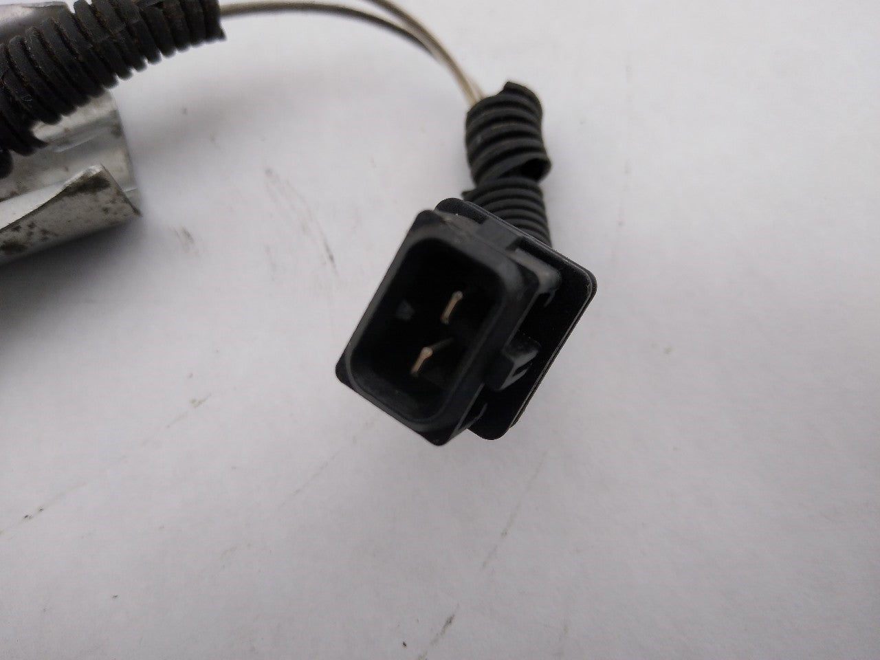 Volvo 850 Fuel Injector Resistor