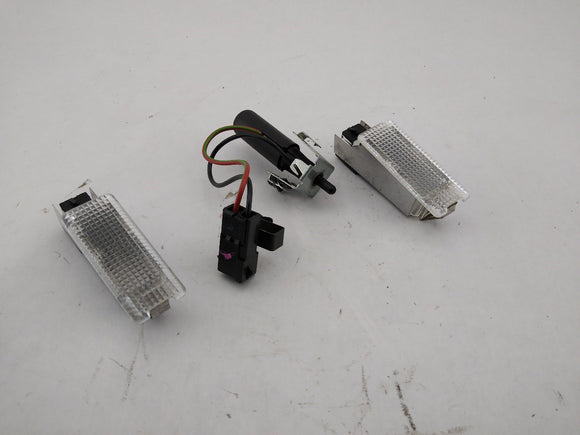Volvo 850 Pair Of Under Dash Lamp