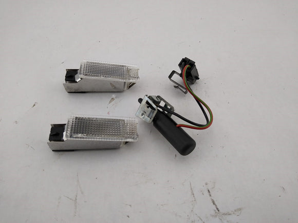 Volvo 850 Pair Of Under Dash Lamp