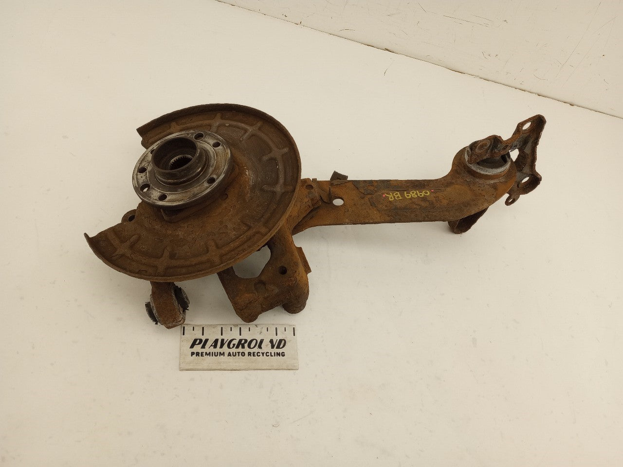 Saab 9-3 Passenger Right Rear Spindle Knuckle Hub